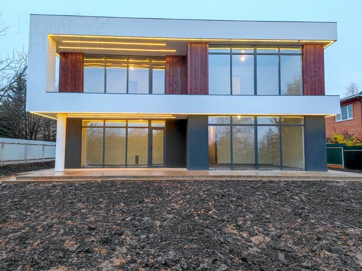 2-этажный коттедж 300 м² без отделки