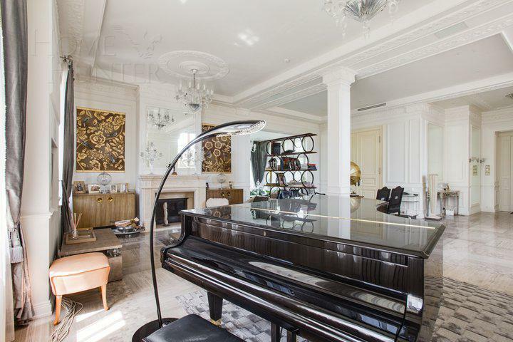 2-этажный коттедж 1 110 м² с отделкой