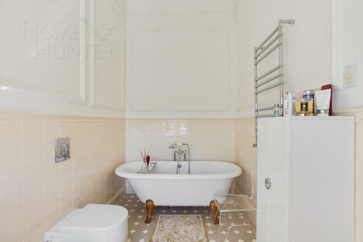 2-этажный коттедж 1 110 м² с отделкой