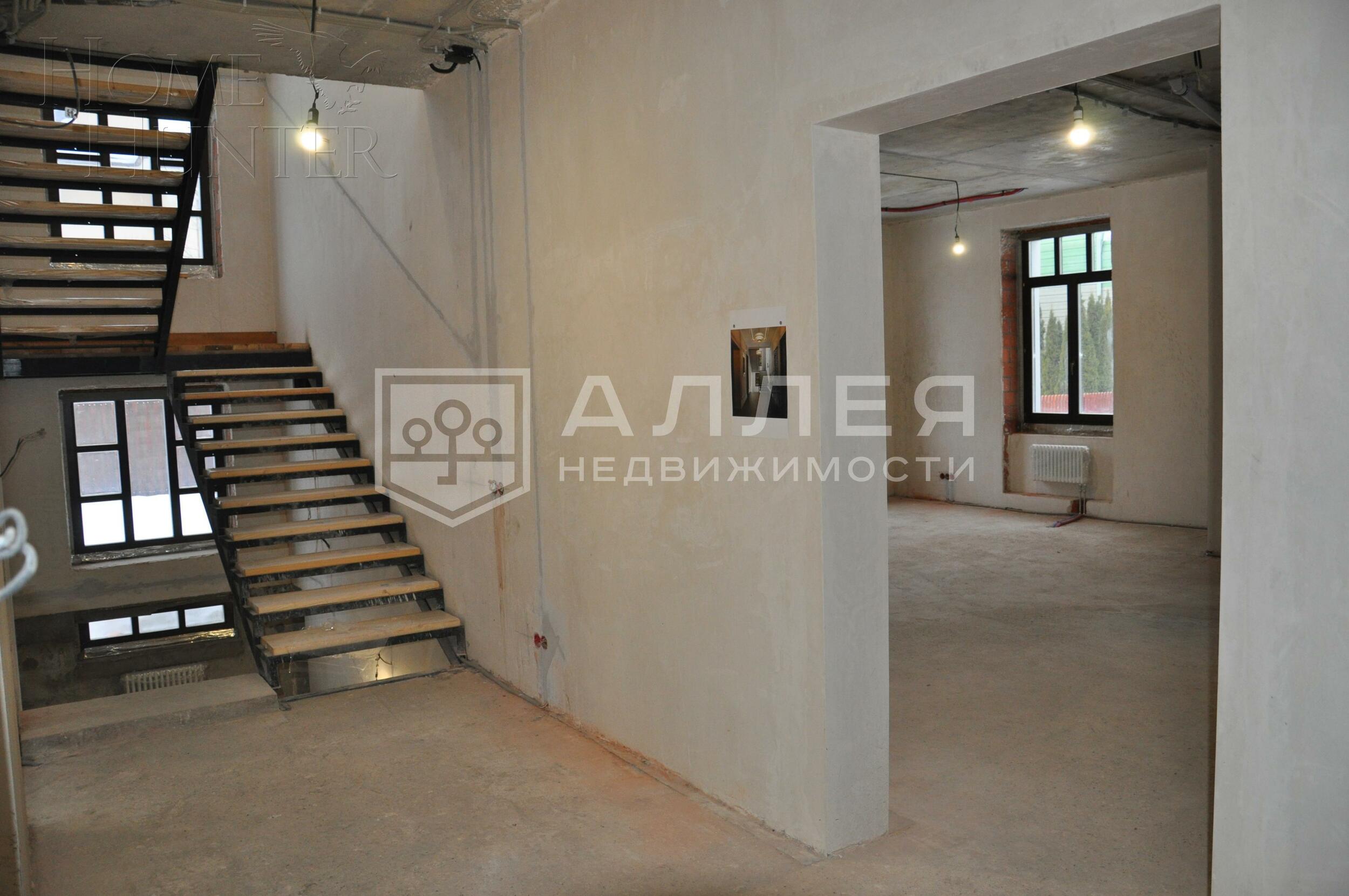 2-этажный коттедж 380 м² без отделки