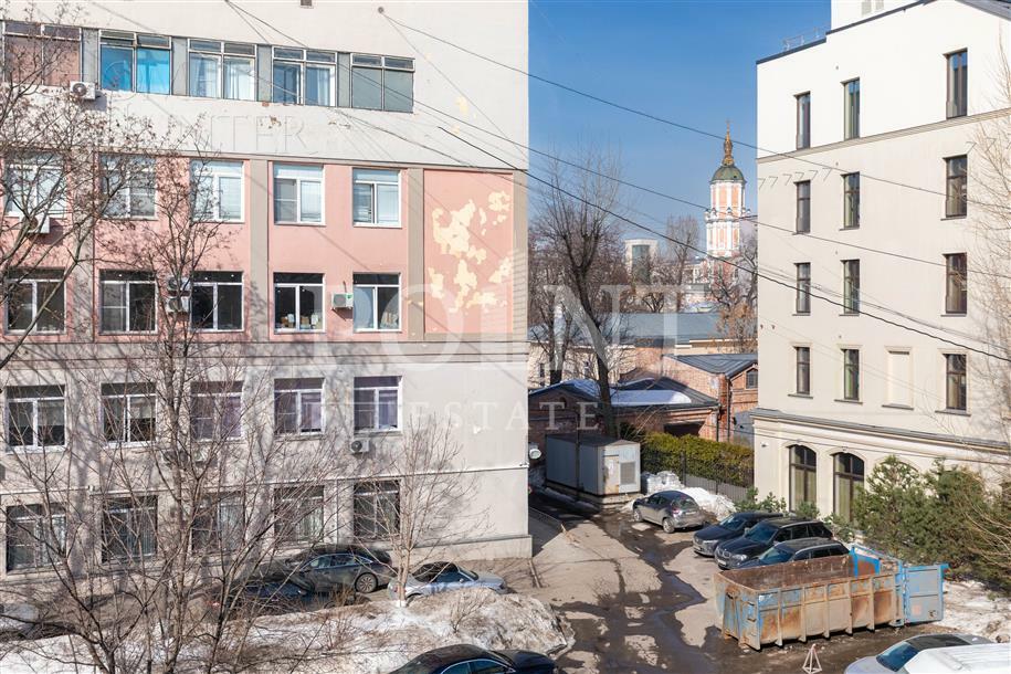 5-КОМН. КВАРТИРА С ОТДЕЛКОЙ 222.8 М² НА 3 ЭТАЖЕ