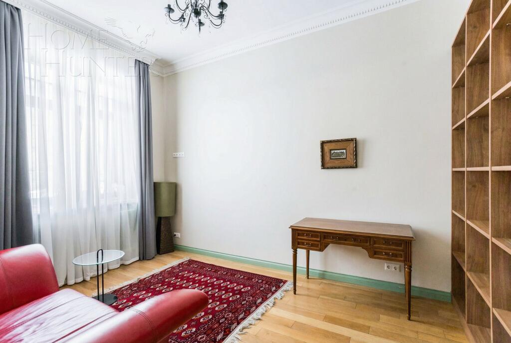 3-этажный коттедж 556 м² с отделкой