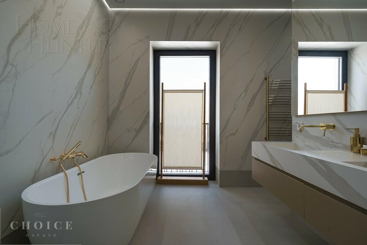 2-этажный коттедж 500 м² с отделкой