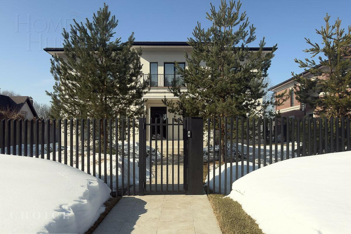 2-этажный коттедж 500 м² с отделкой