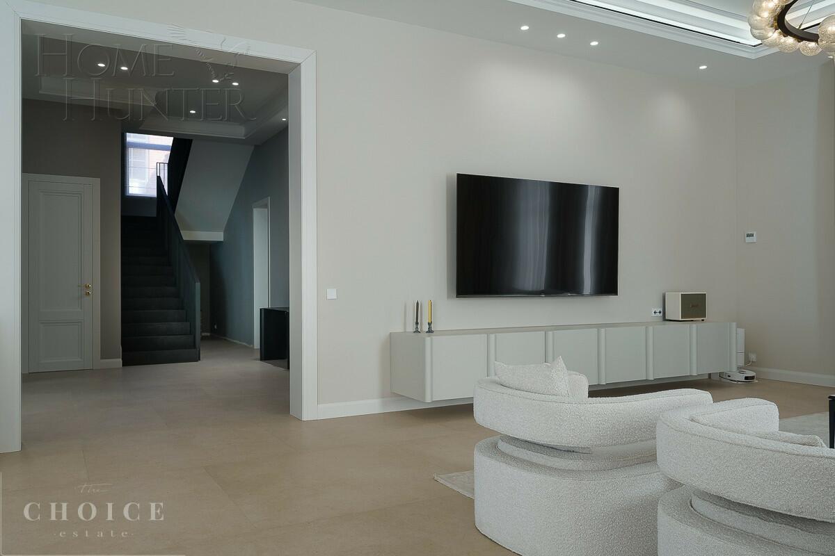 2-этажный коттедж 500 м² с отделкой