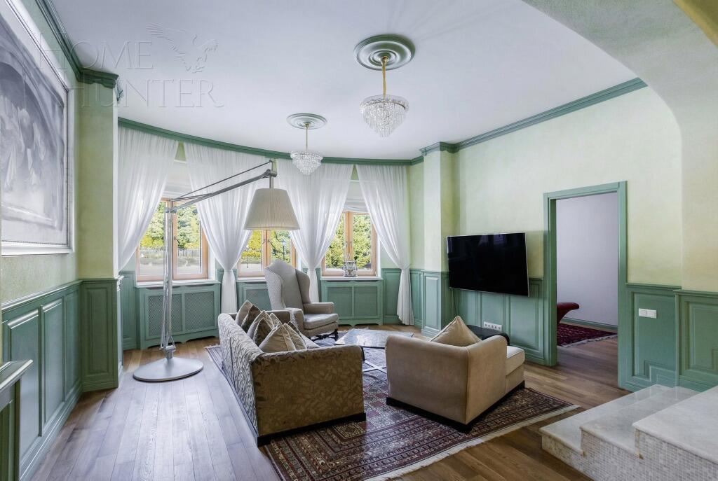 3-этажный коттедж 556 м² с отделкой