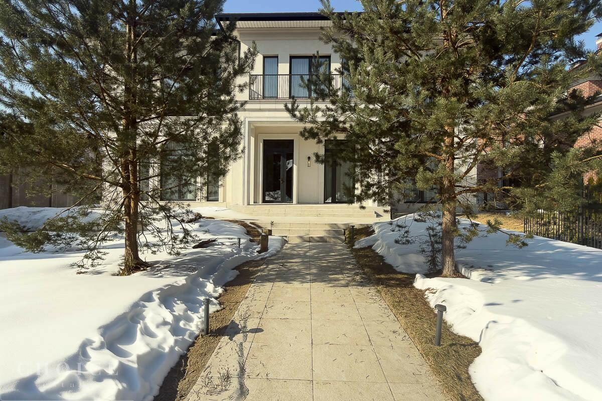 2-этажный коттедж 500 м² с отделкой