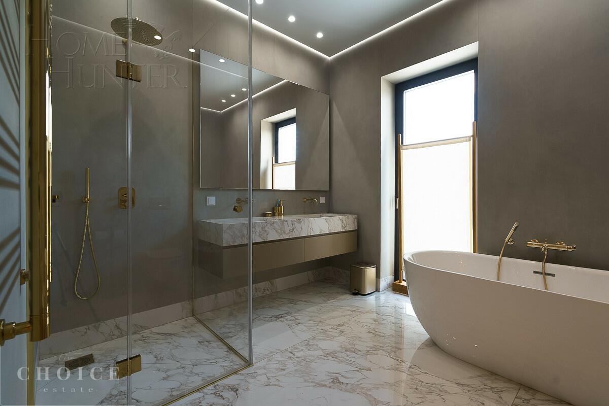 2-этажный коттедж 500 м² с отделкой