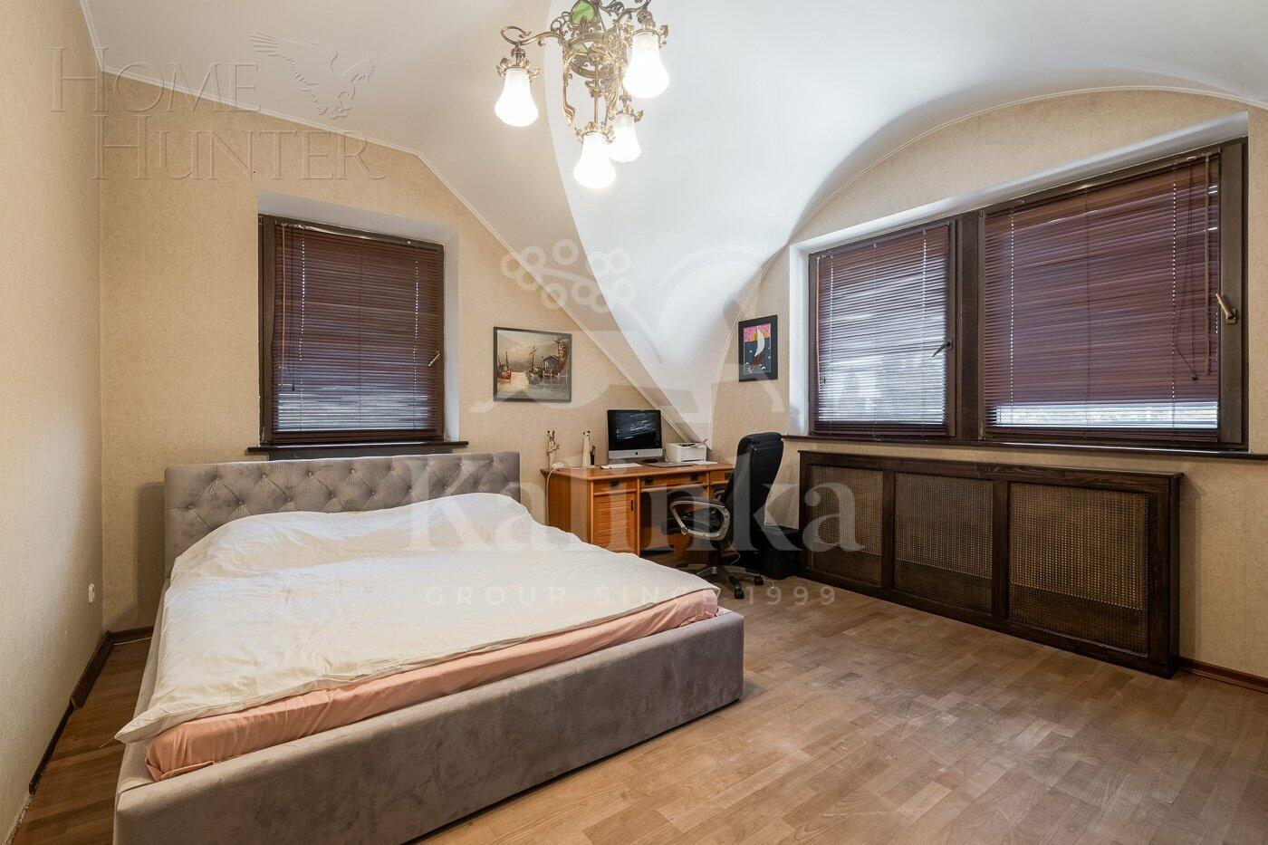 2-этажный коттедж 800 м² с отделкой