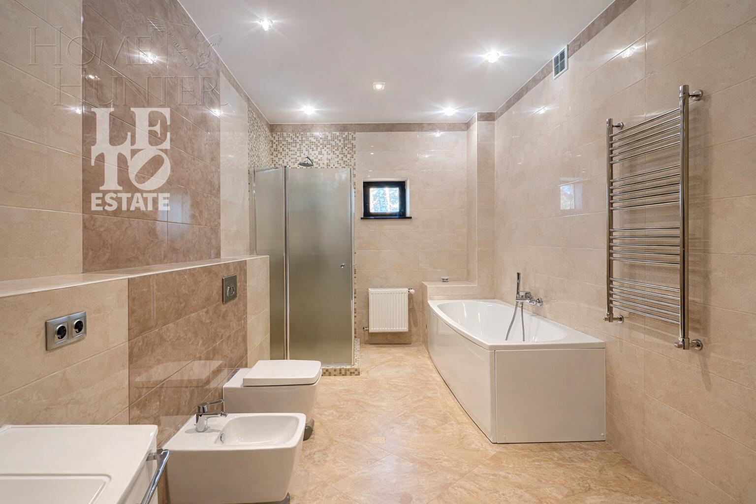 2-этажный коттедж 607 м² с отделкой