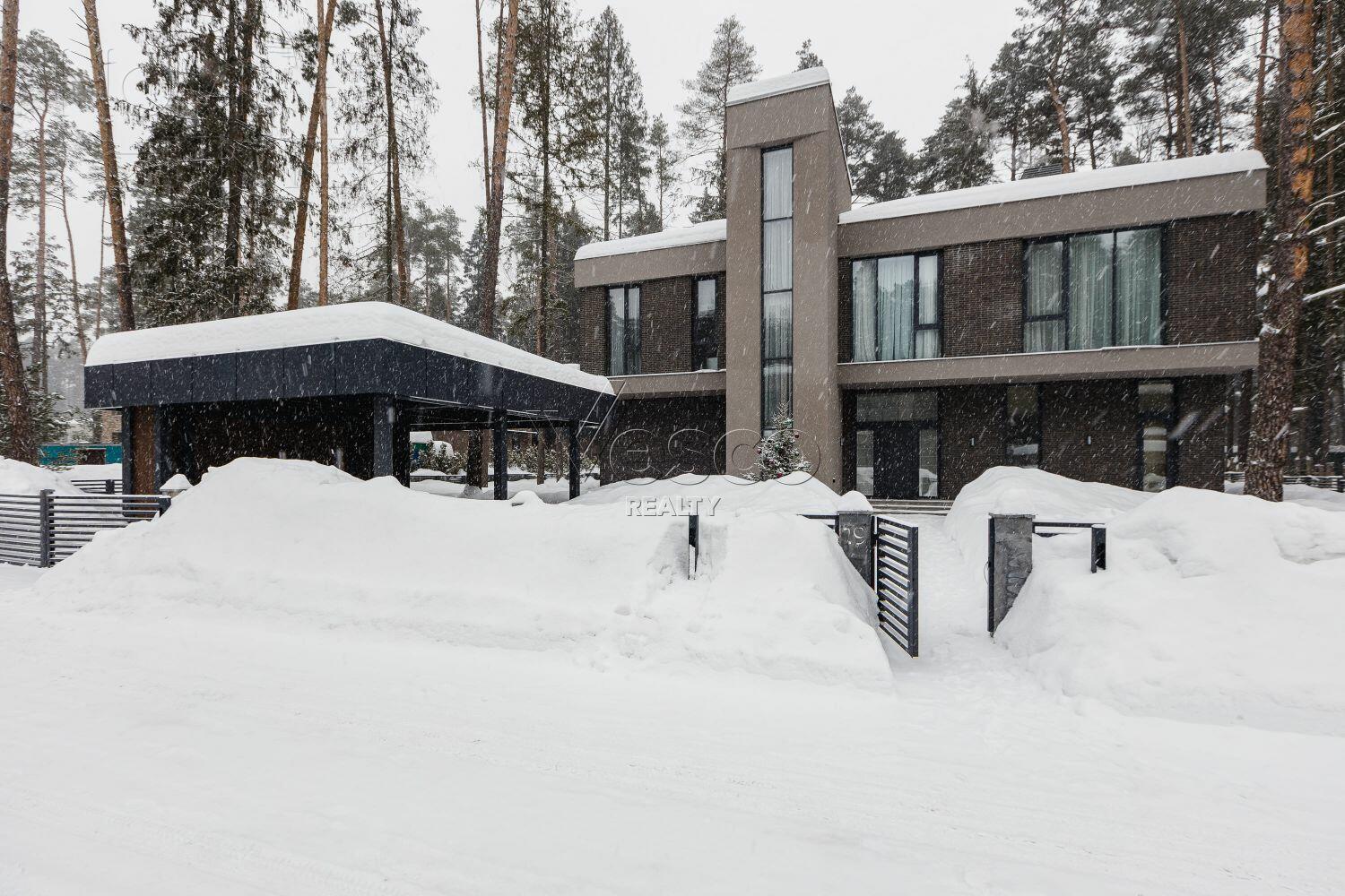 2-этажный коттедж 400 м² без отделки