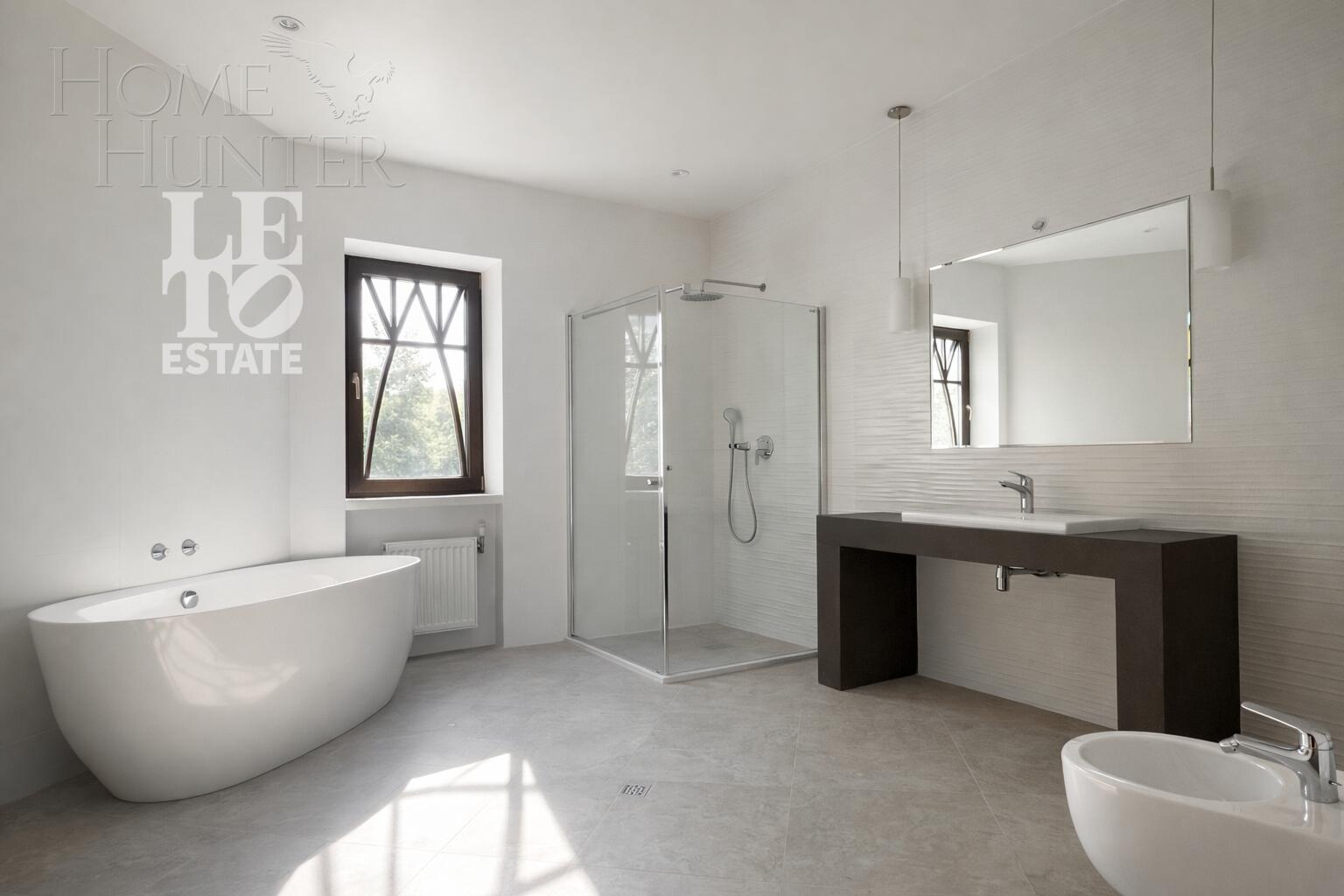 2-этажный коттедж 500 м² с отделкой