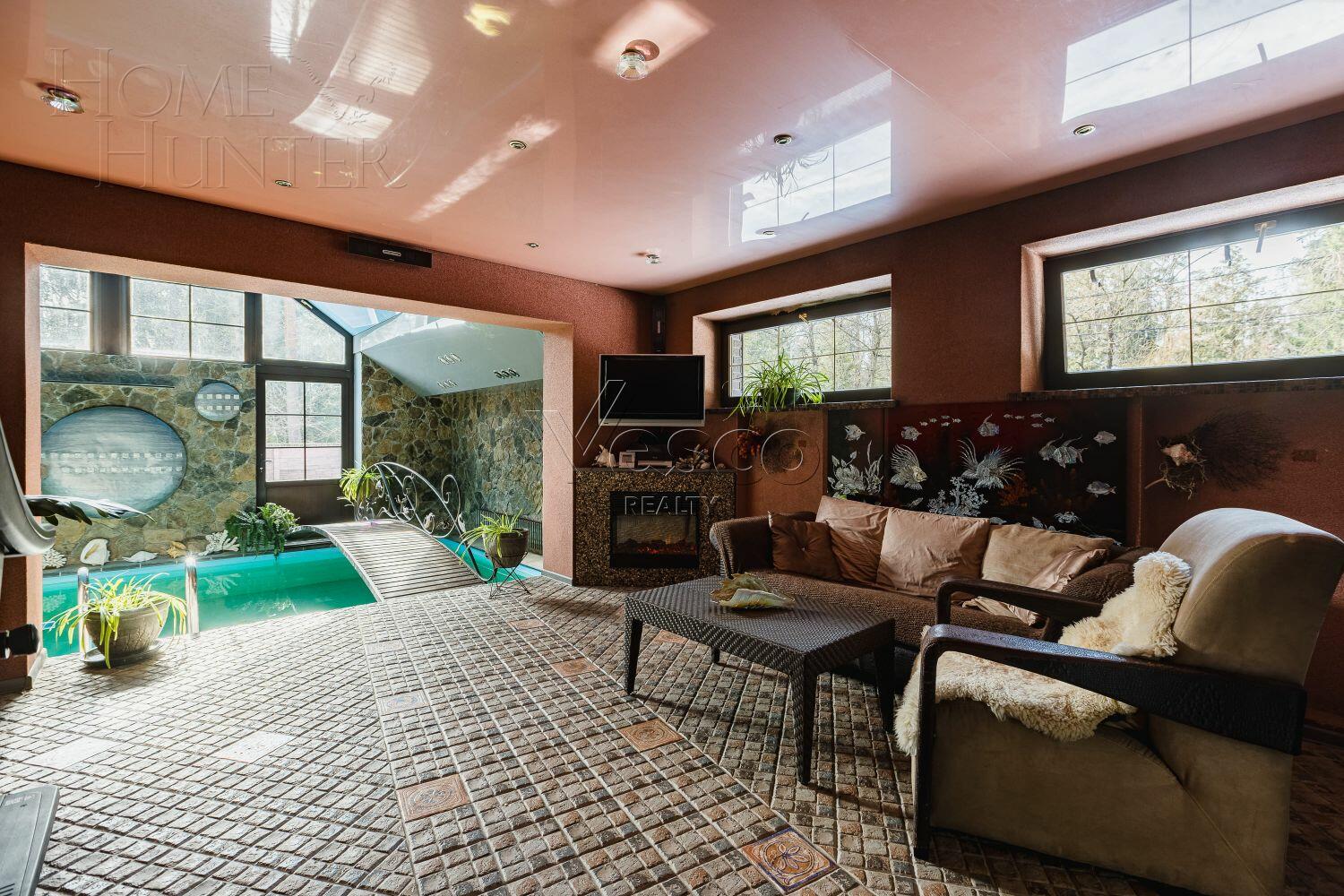 2-этажный коттедж 450 м² с отделкой