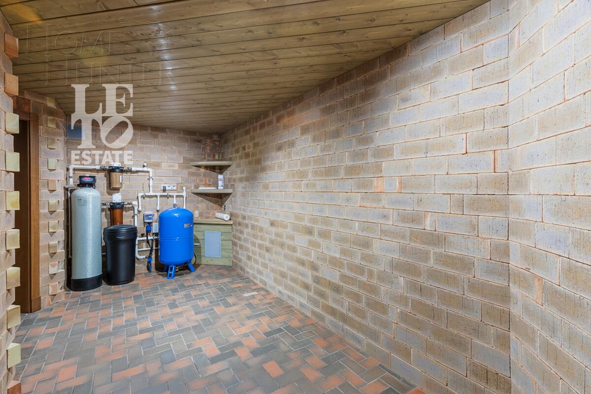 3-этажный коттедж 287.8 м² с отделкой