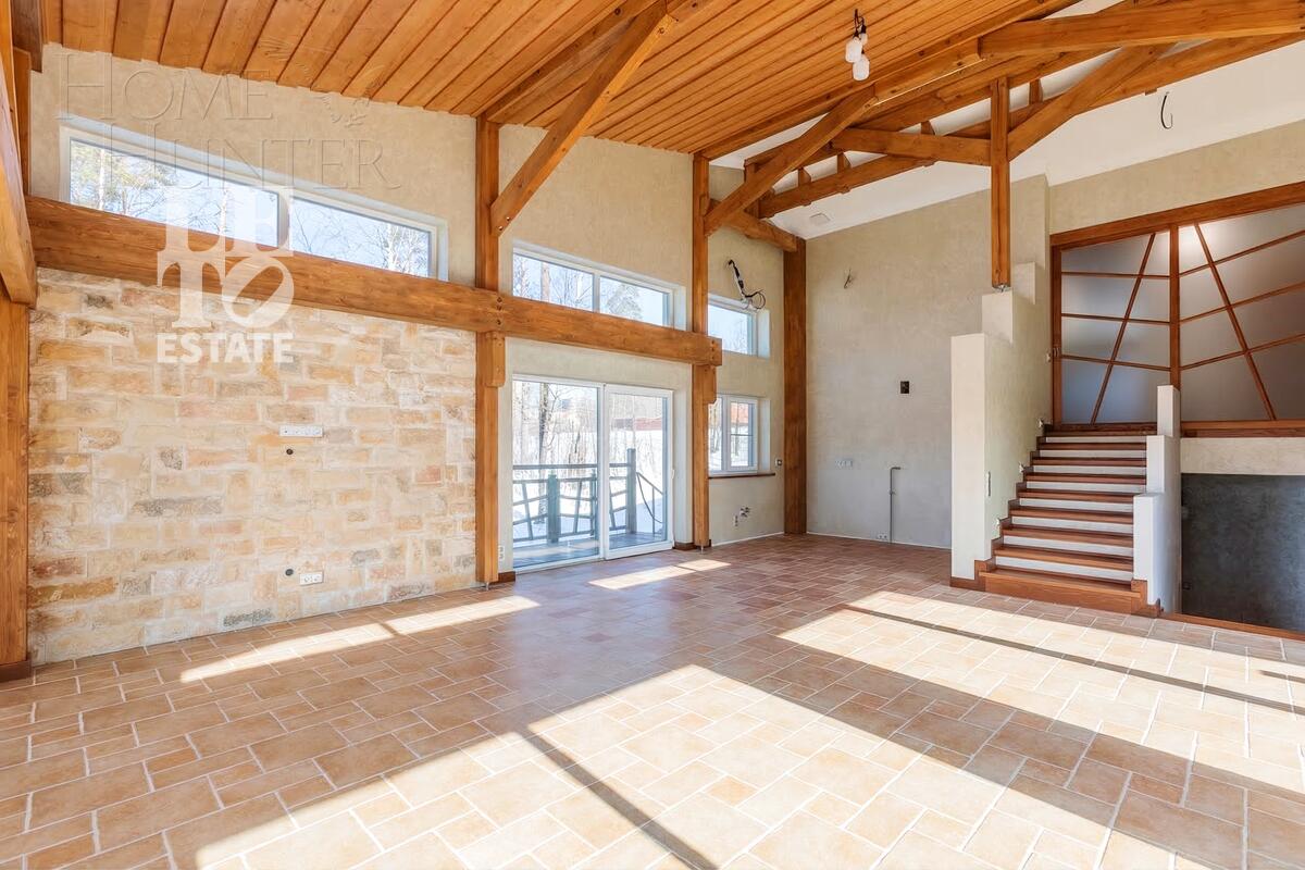 3-этажный коттедж 287.8 м² с отделкой