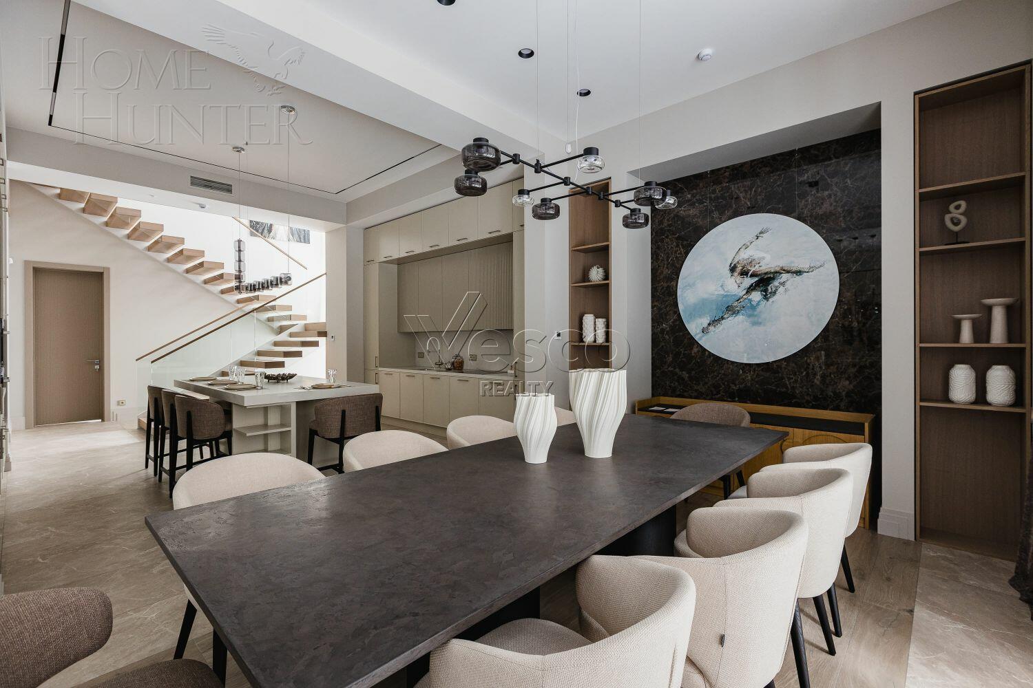 2-этажный коттедж 380 м² с отделкой