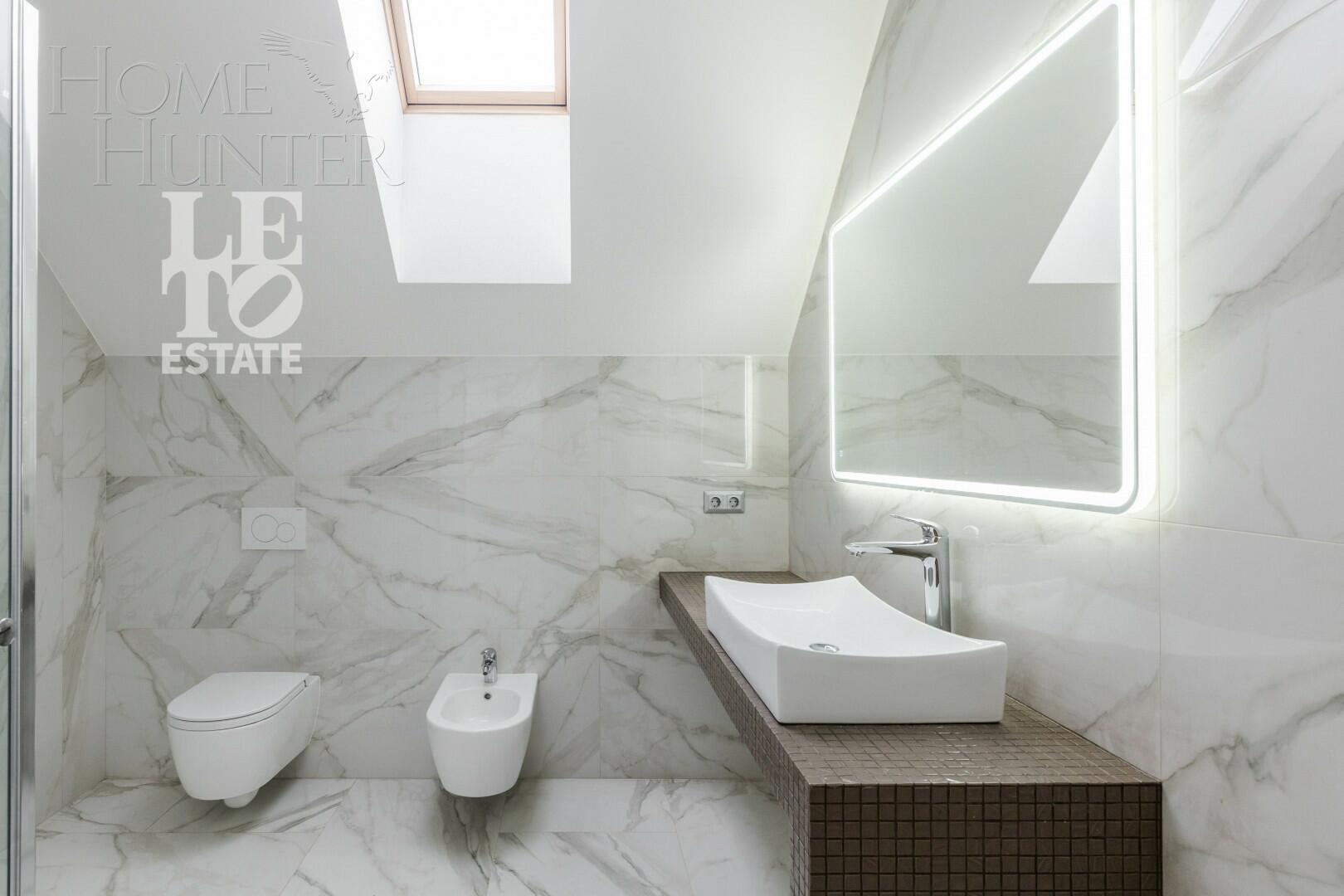 2-этажный коттедж 500 м² с отделкой