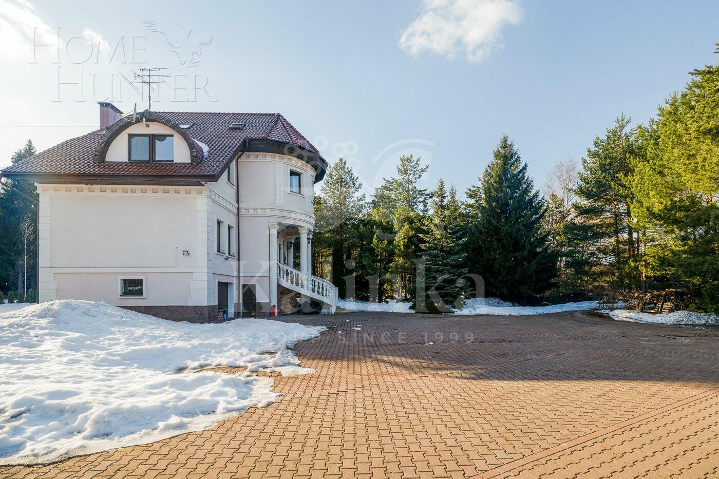 2-этажный коттедж 800 м² с отделкой