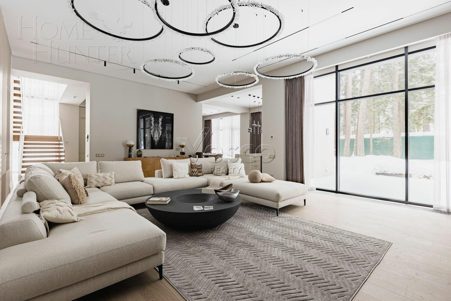 2-этажный коттедж 380 м² с отделкой