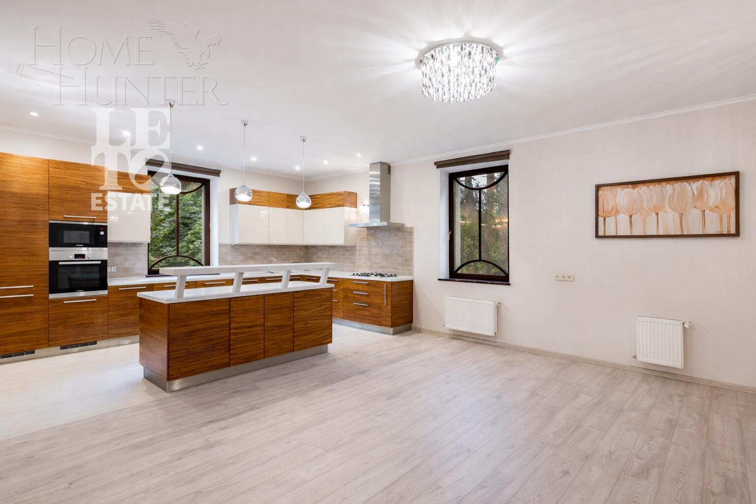 2-этажный коттедж 607 м² с отделкой