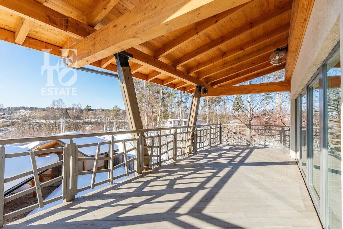 3-этажный коттедж 287.8 м² с отделкой