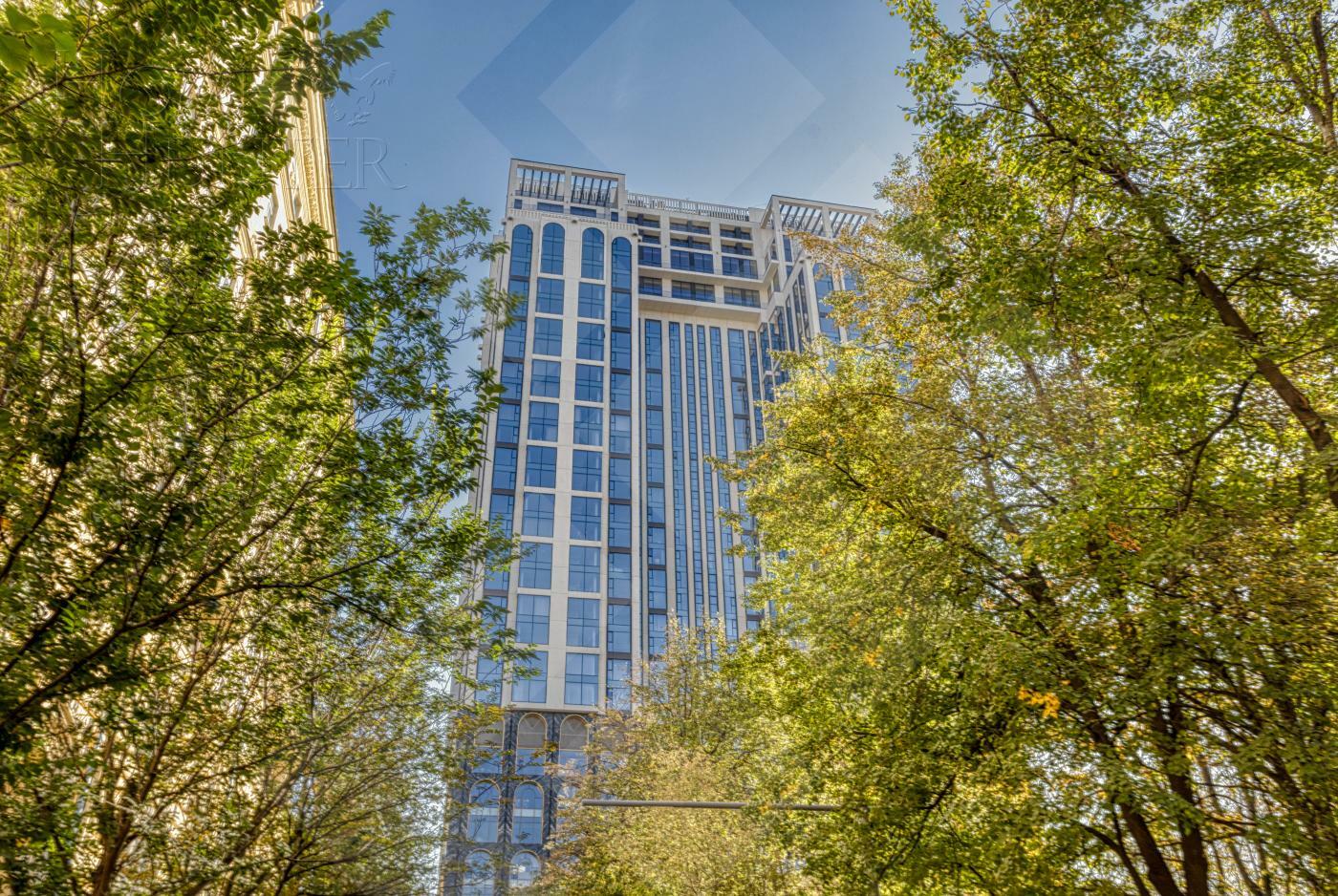 3-КОМН. АПАРТАМЕНТЫ С ОТДЕЛКОЙ 135 М² НА 19 ЭТАЖЕ