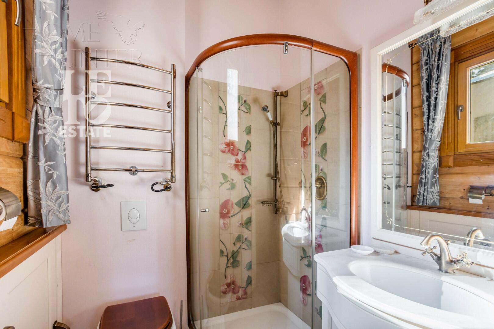 2-этажный коттедж 637 м² с отделкой