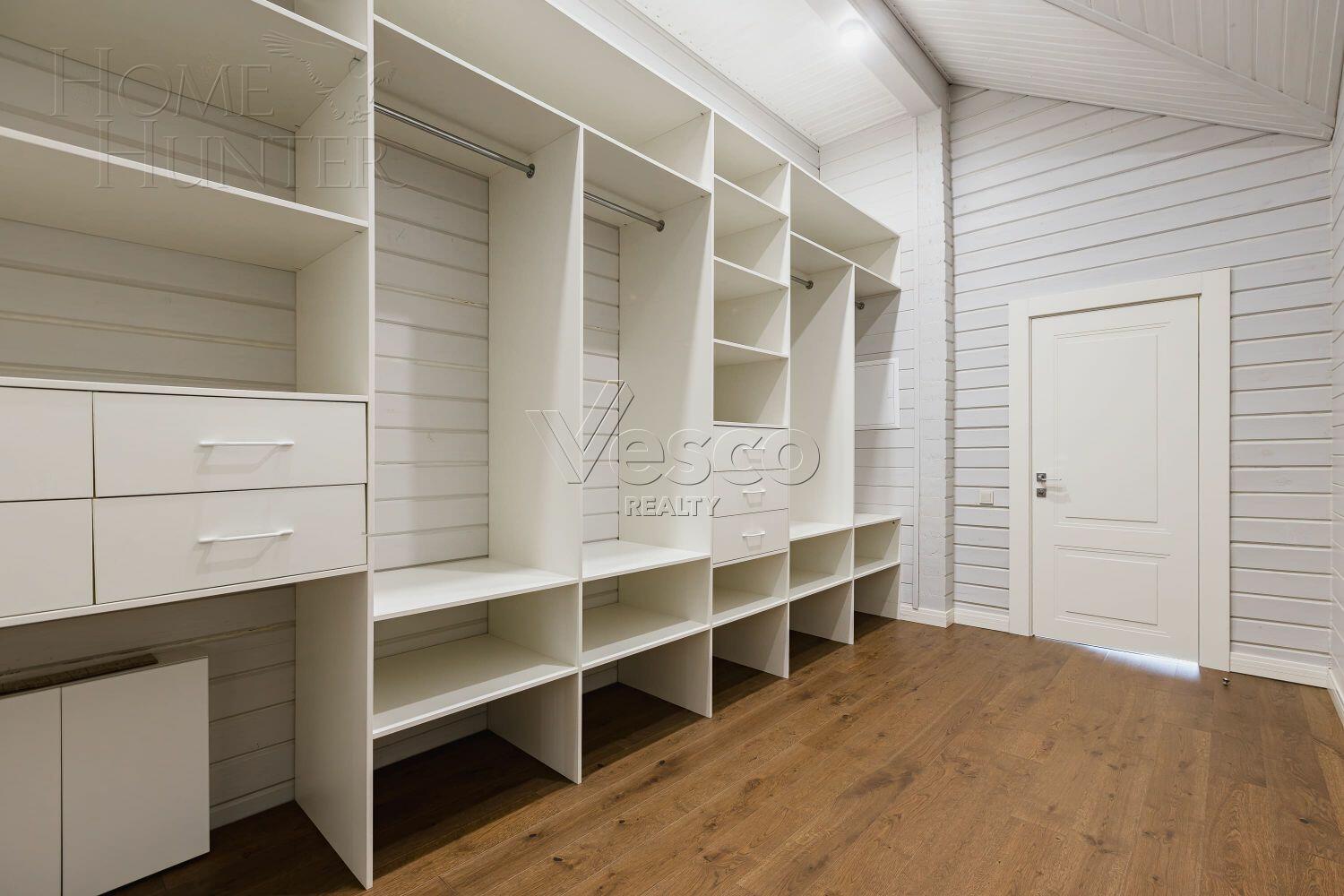 2-этажный коттедж 430 м² с отделкой