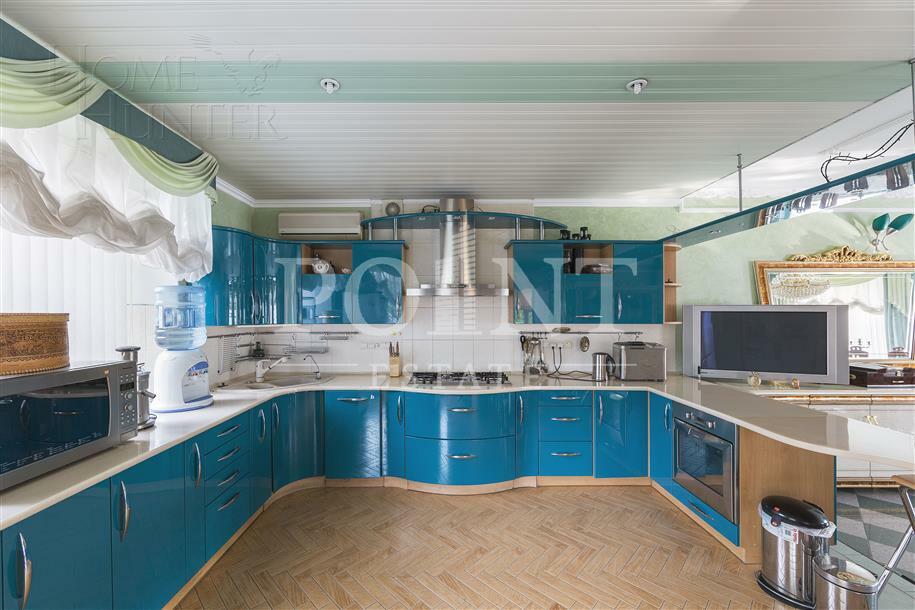2-этажный коттедж 730 м² с отделкой