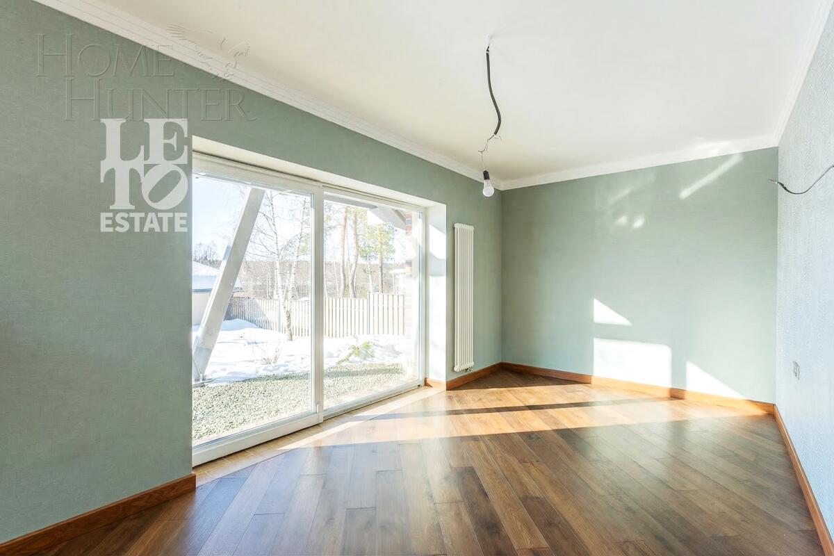 3-этажный коттедж 287.8 м² с отделкой