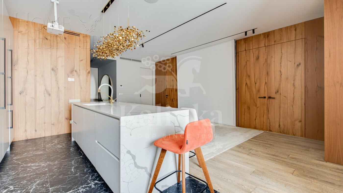 3-КОМН. КВАРТИРА С ОТДЕЛКОЙ 98 М² НА 13 ЭТАЖЕ