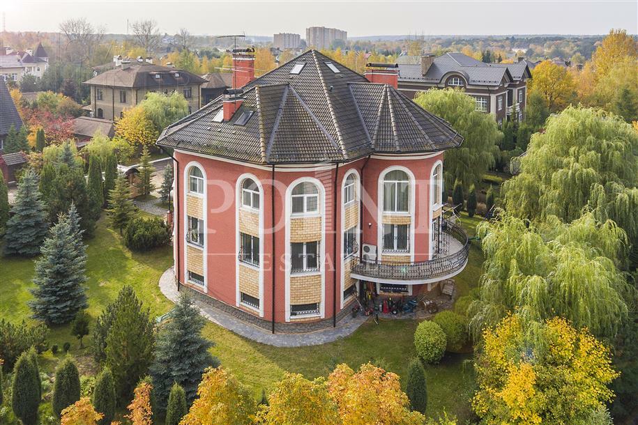 2-этажный коттедж 730 м² с отделкой