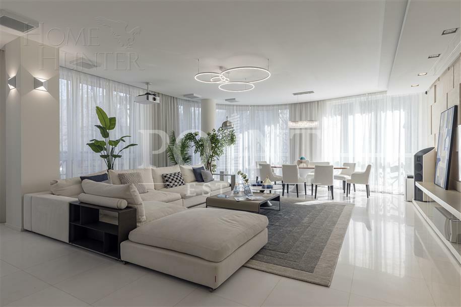 4-КОМН. КВАРТИРА С ОТДЕЛКОЙ 199 М² НА 2 ЭТАЖЕ