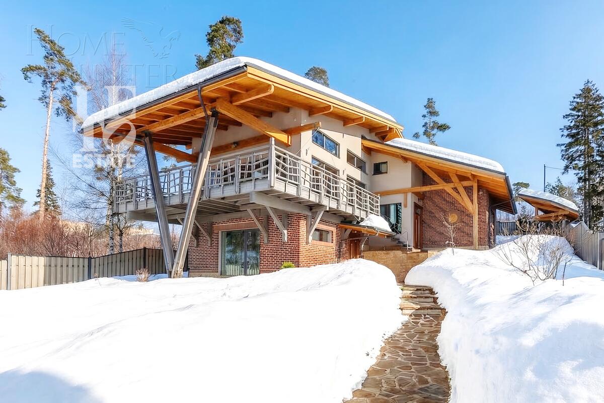 3-этажный коттедж 287.8 м² с отделкой