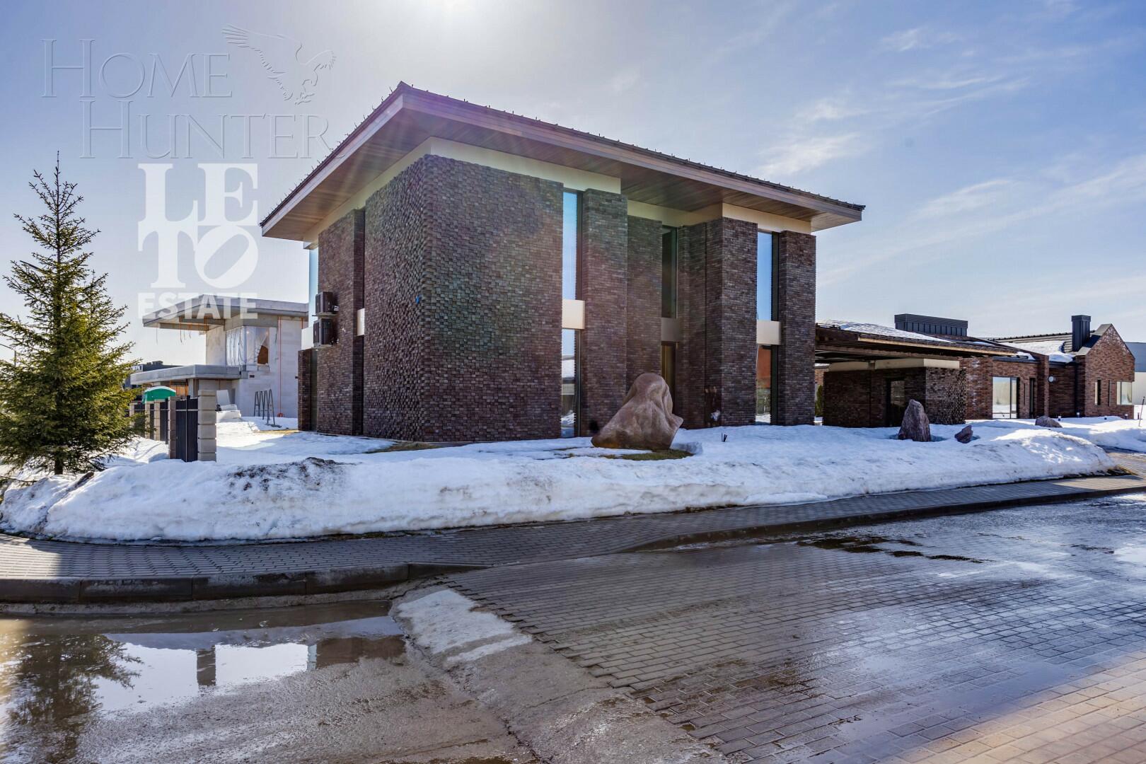 2-этажный коттедж 389 м² с отделкой