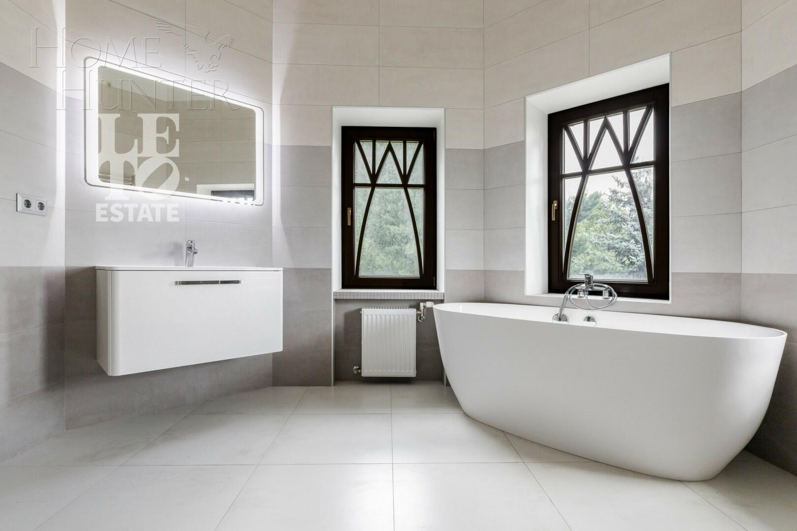 2-этажный коттедж 500 м² с отделкой