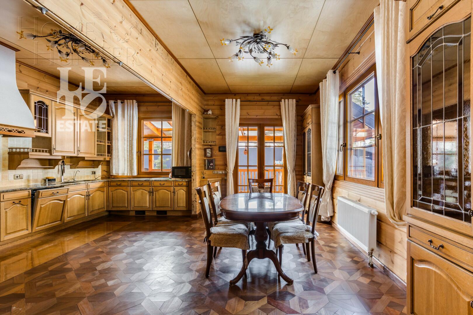 2-этажный коттедж 637 м² с отделкой