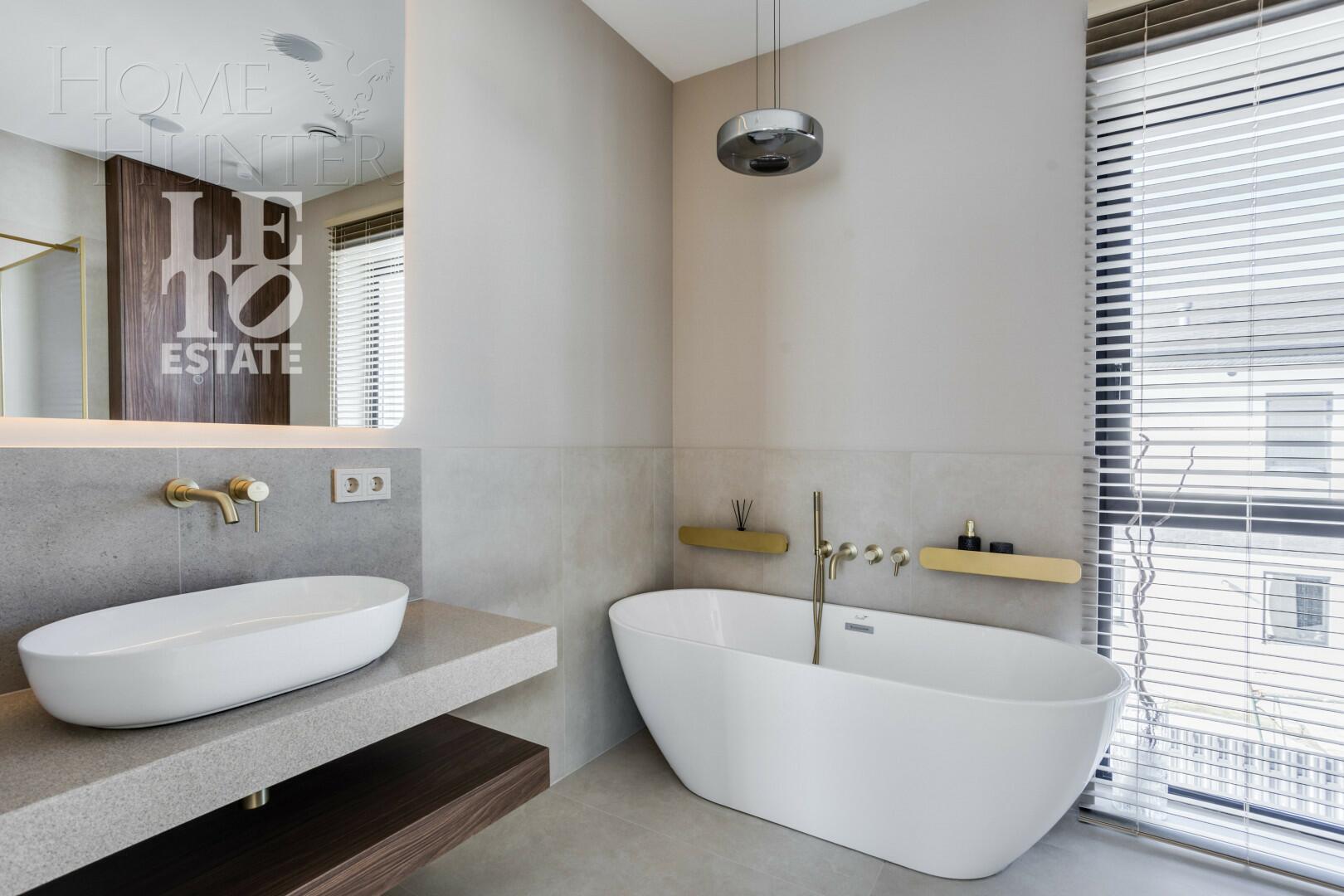 2-этажный коттедж 262 м² с отделкой