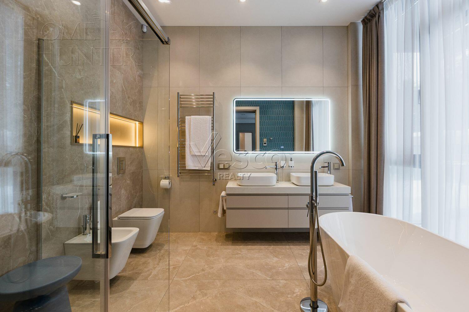 2-этажный коттедж 380 м² с отделкой