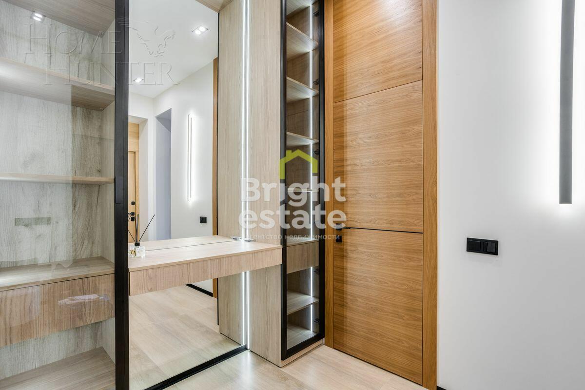2-этажный коттедж 340 м² с отделкой