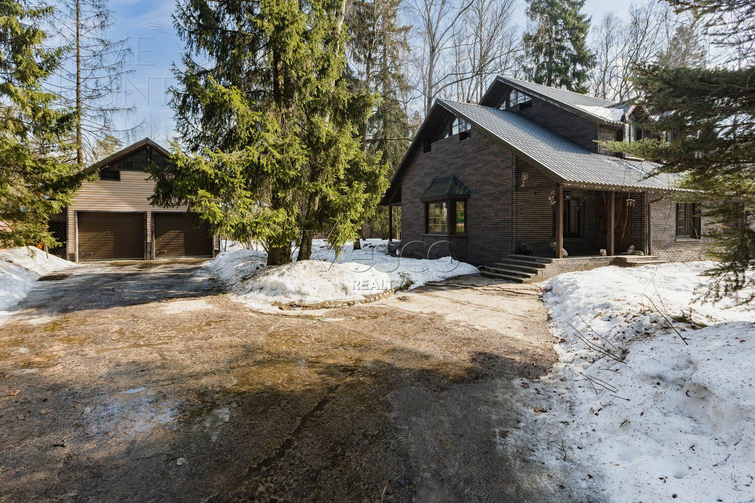 2-этажный коттедж 450 м² с отделкой