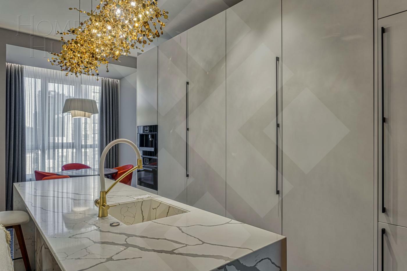 3-КОМН. КВАРТИРА С ОТДЕЛКОЙ 98 М² НА 13 ЭТАЖЕ