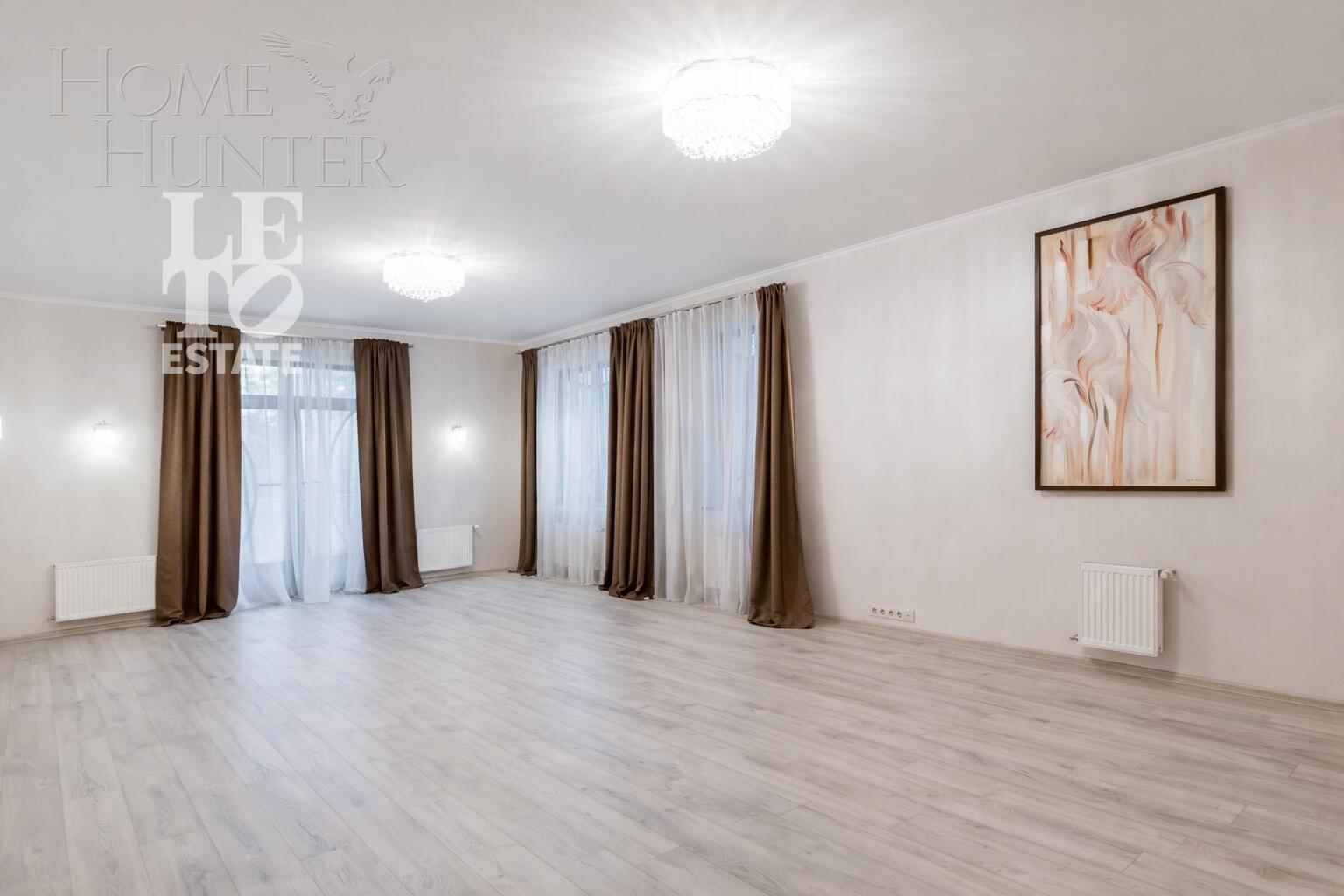 2-этажный коттедж 500 м² с отделкой