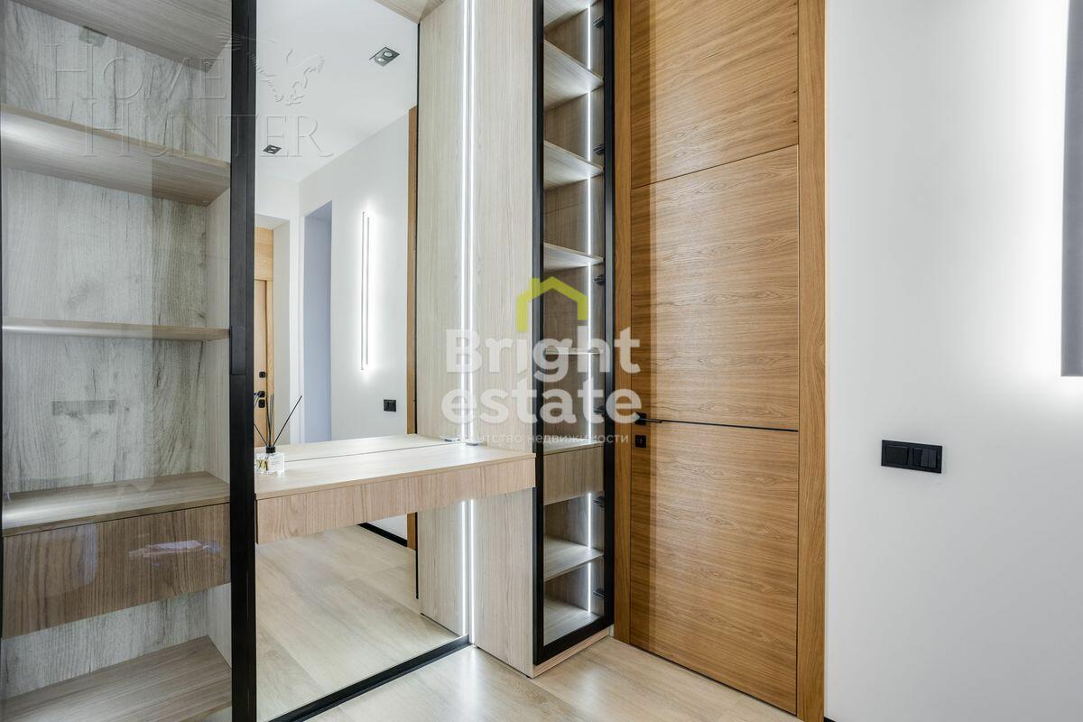 2-этажный коттедж 340 м² с отделкой
