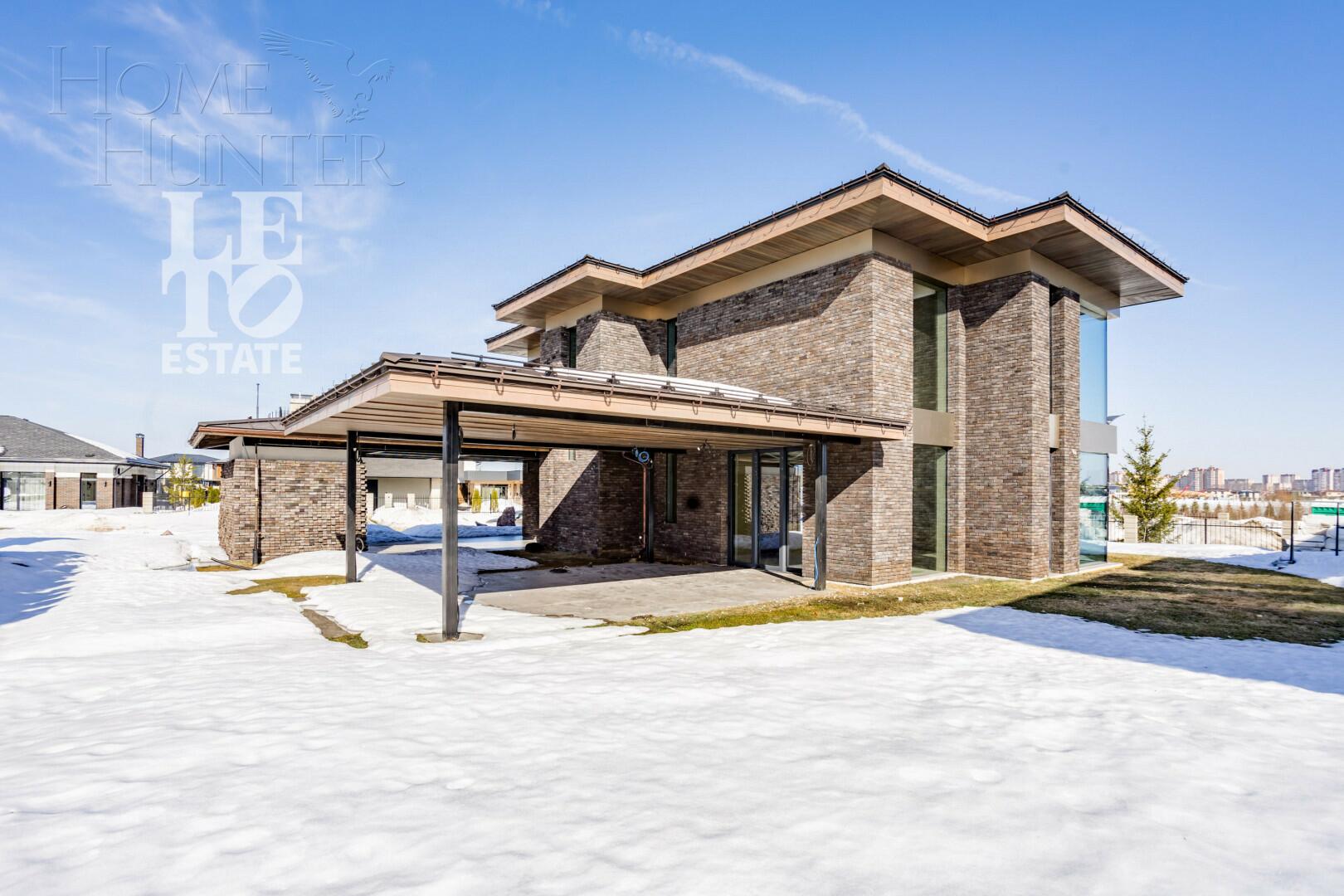 2-этажный коттедж 389 м² с отделкой