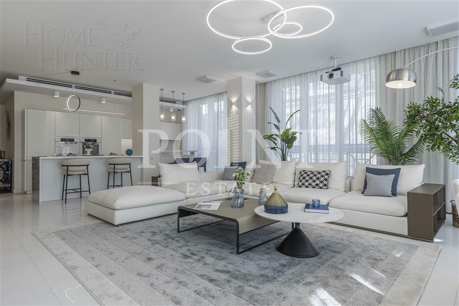 4-КОМН. КВАРТИРА С ОТДЕЛКОЙ 199 М² НА 2 ЭТАЖЕ