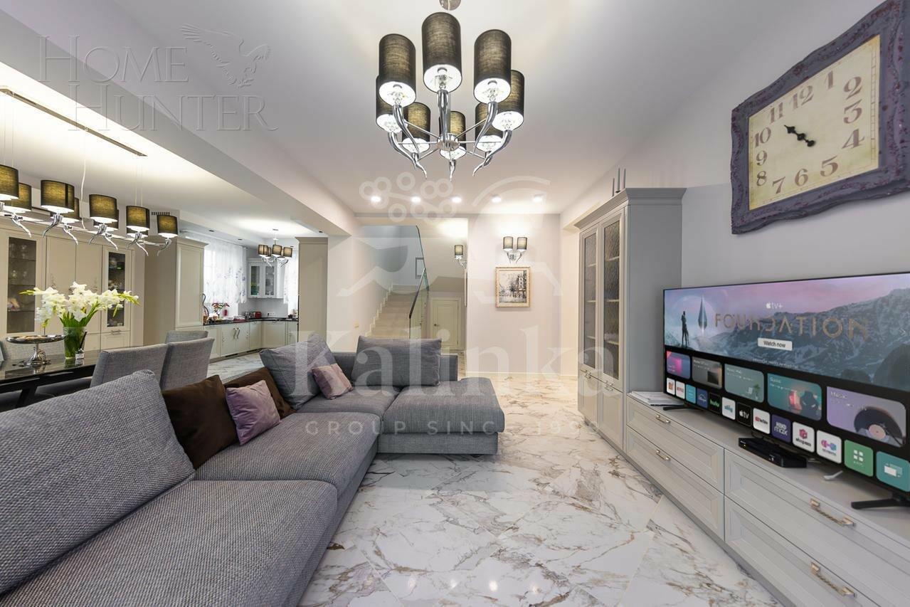 2-этажный коттедж 266 м² с отделкой