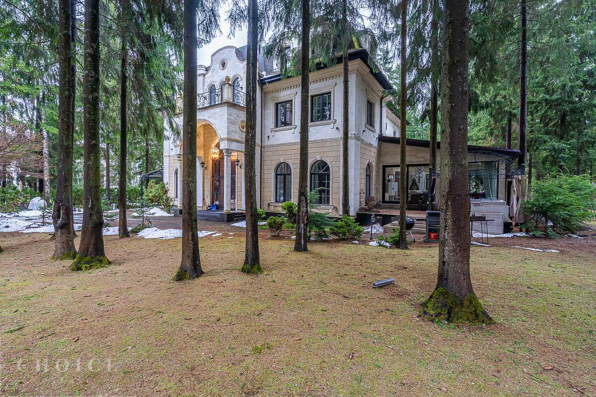 2-этажный коттедж 800 м² с отделкой