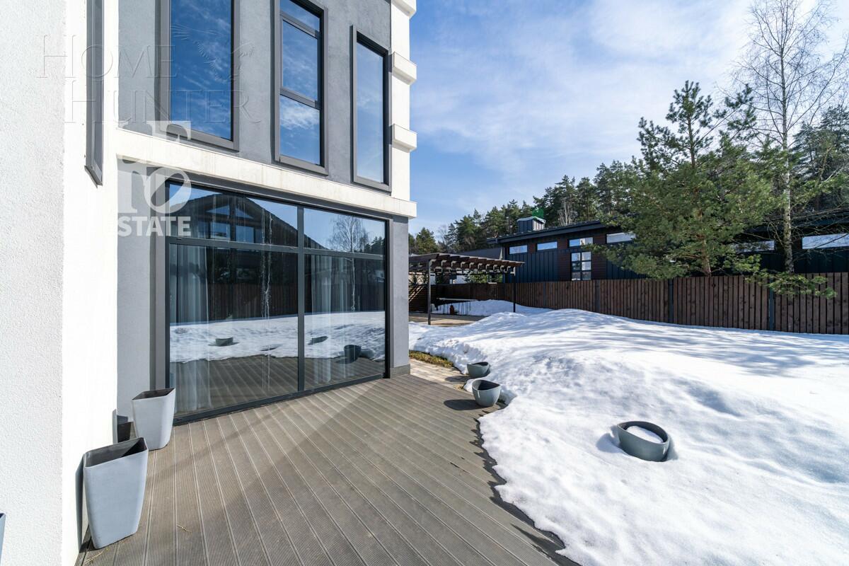 2-этажный коттедж 140 м² с отделкой