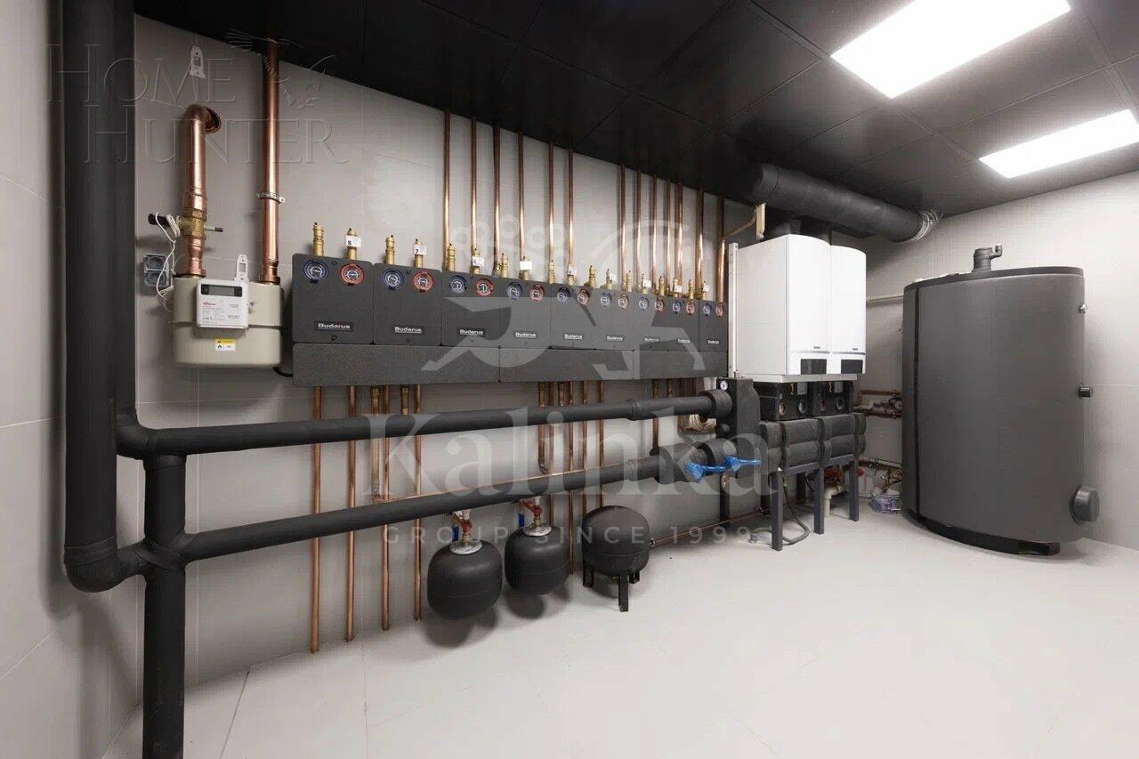 2-этажный коттедж 1 700 м² без отделки